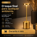 A luminária moderna que transforma sua mesa em um espaço mais aconchegante e sofisticado.